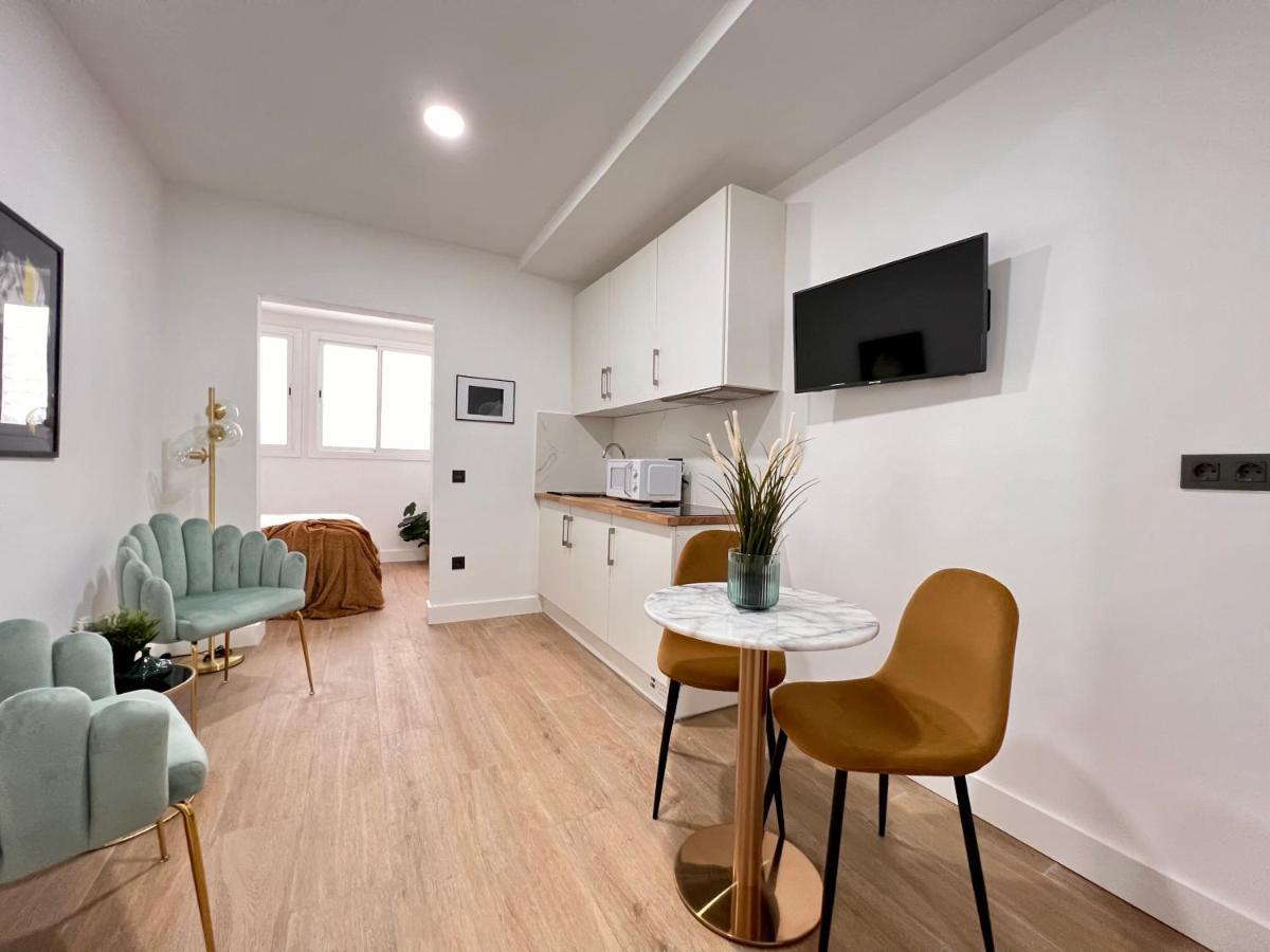 Crysoyle Apartment Barcelona Next To Camp Nou L'Hospitalet de Llobregat Buitenkant foto
